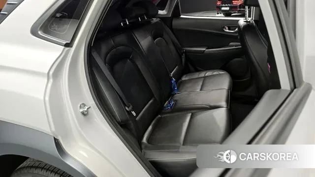 Hyundai The New Kona 2021 Серебристо-серый из Кореи, фото 3