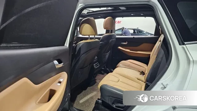 Hyundai The New Santa Fe 2022 Белый из Кореи, фото 3