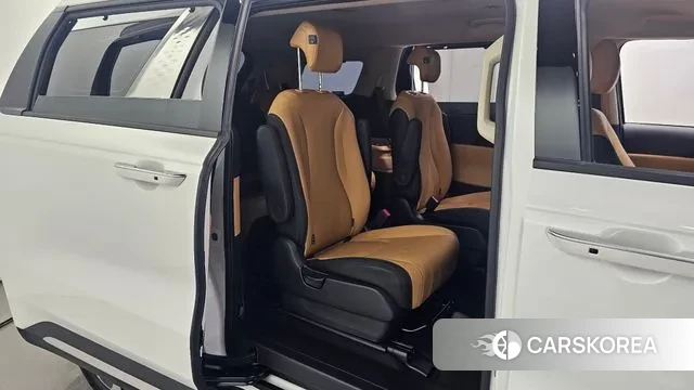 Kia Carnival 4th generation 2023 Белый из Кореи, фото 3