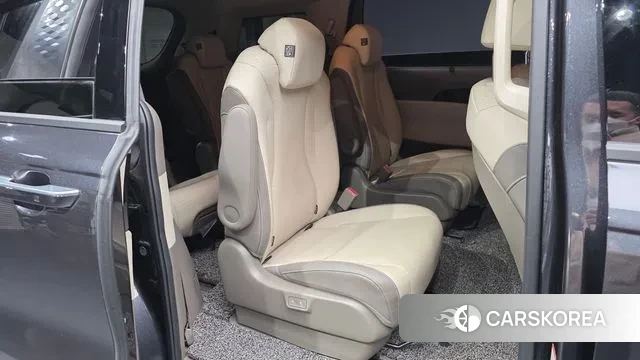 Kia Carnival 4th generation 2022 Серый из Кореи, фото 3