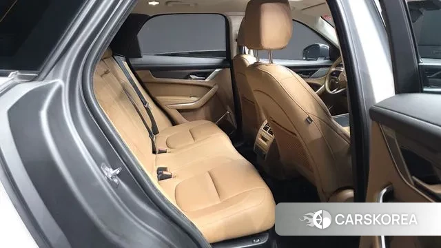 Jaguar F-PACE 2023 Белый из Кореи, фото 3