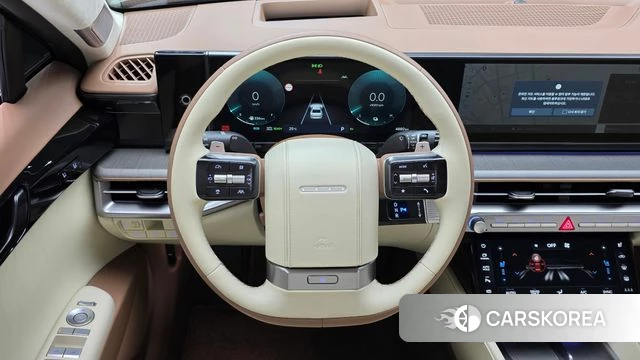 Hyundai Grandeur Hybrid (GN7) 2025 Светло-серебряный цвет из Кореи, фото 3