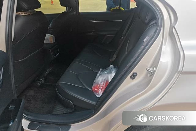 Toyota Camry 2021 Шампань из Китая, фото 3