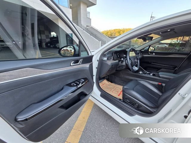 Kia K5 3rd generation 2021 Черный из Кореи, фото 3