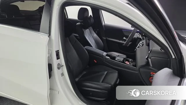 Mercedes-Benz A-Class W177 2022 Белый из Кореи, фото 3