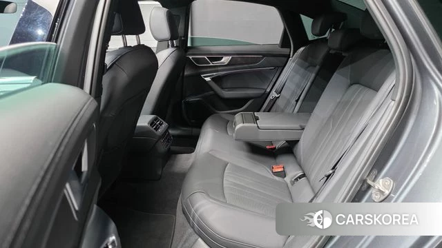 Audi A6 (C8) 2023 Серый из Кореи, фото 3