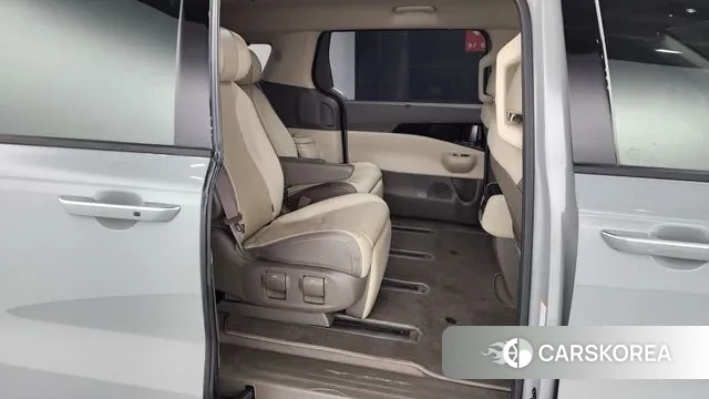 Kia The New Carnival 4th Generation 2024 Серебряный из Кореи, фото 3