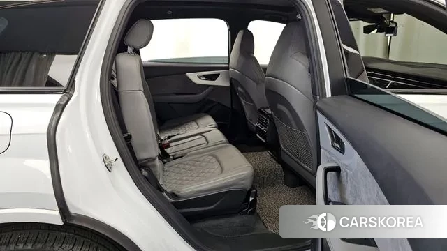 Audi Q7 (4M) 2021 Белый из Кореи, фото 3