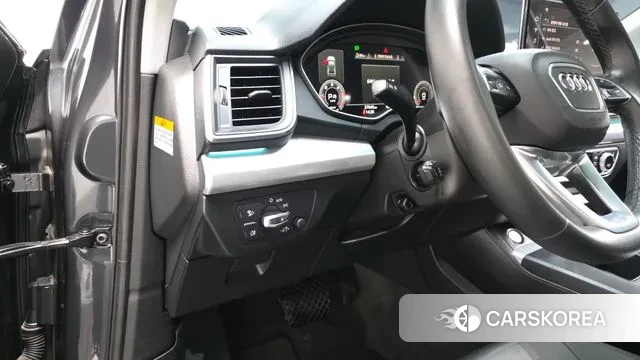 Audi Q5 (FY) 2021 Серый из Кореи, фото 3