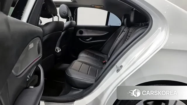 Mercedes-Benz E-Class W213 2018 Белый из Кореи, фото 3