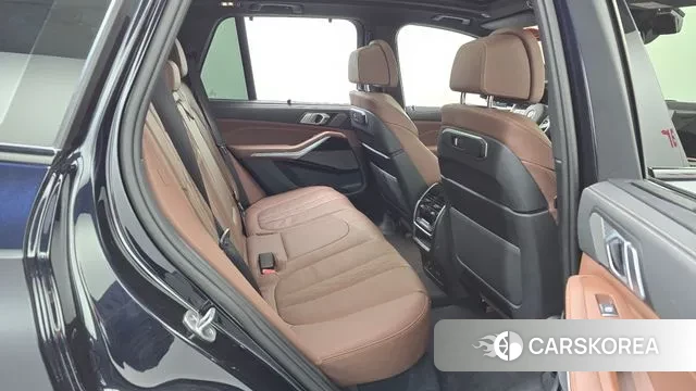 BMW X5 (G05) 2024 Черный из Кореи, фото 3