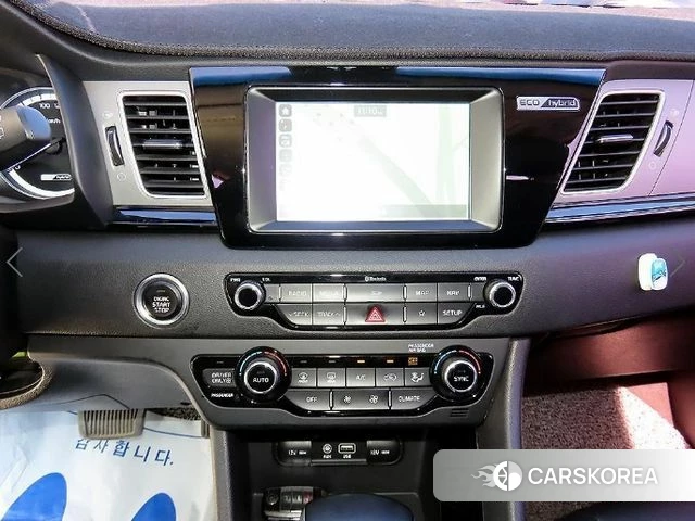 Kia Niro 2018 Серебристо-серый из Кореи, фото 3