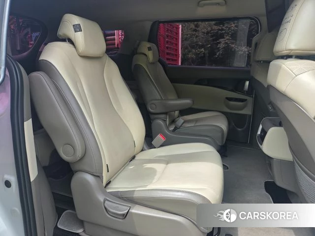 Kia Carnival 4th generation 2022 Белый из Кореи, фото 3