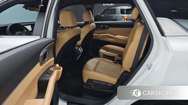 Kia Sorento 4th Generation 2023 Белый из Кореи, фото 3