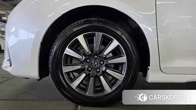 Toyota Sienna 2019 Белый из Кореи, фото 3