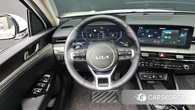 Kia The New K5 3rd generation 2024 Белый из Кореи, фото 3