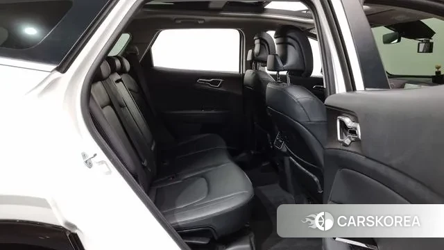 Kia Sportage 5th Generation 2022 Белый из Кореи, фото 3