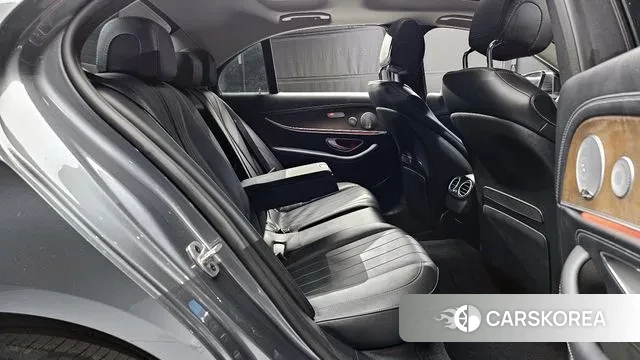 Mercedes-Benz E-Class W213 2019 Серый из Кореи, фото 3