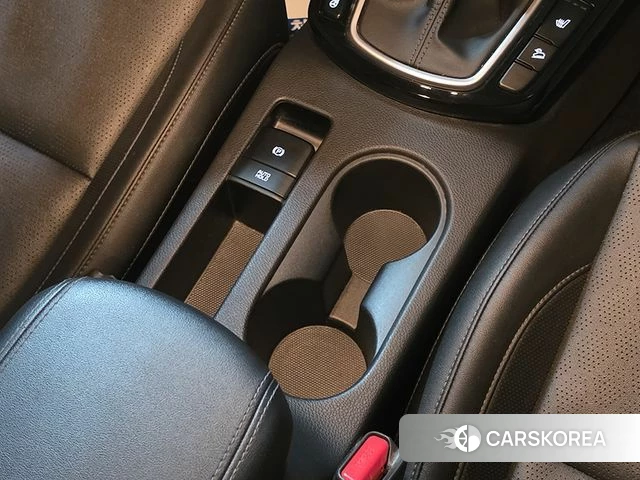 Kia Seltos 2022 Черный из Кореи, фото 3