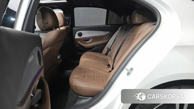 Mercedes-Benz E-Class W213 2021 Белый из Кореи, фото 3