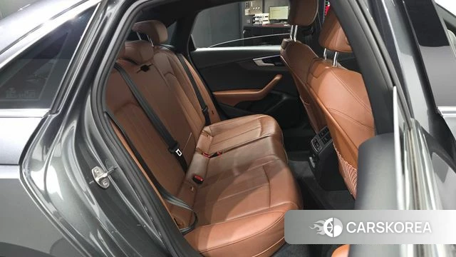 Audi A4 (B9) 2023 Серый из Кореи, фото 3