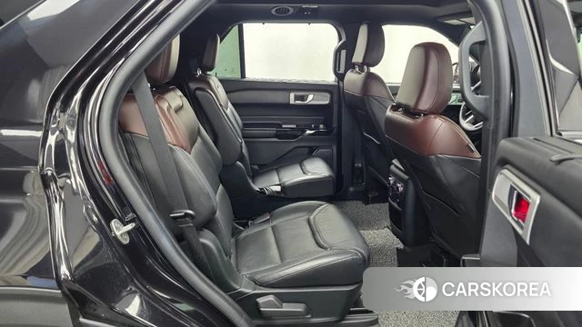 Ford Explorer 6th Generation 2021 Черный из Кореи, фото 3