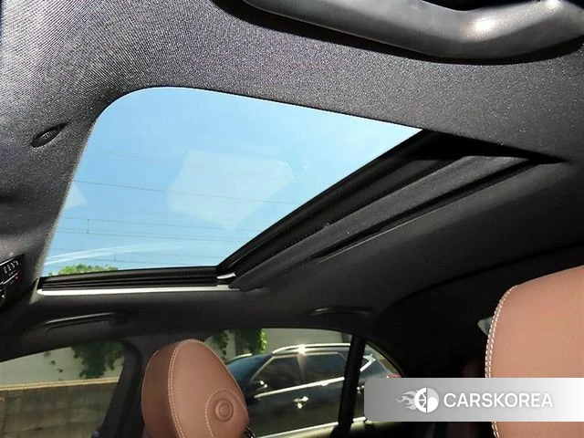 Mercedes-Benz E-Class W213 2021 Белый из Кореи, фото 3