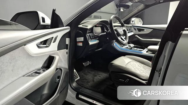 Audi Q8 (4M) 2020 Белый из Кореи, фото 3