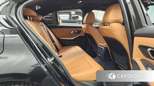 BMW 3 Series (G20) 2022 Черный из Кореи, фото 3