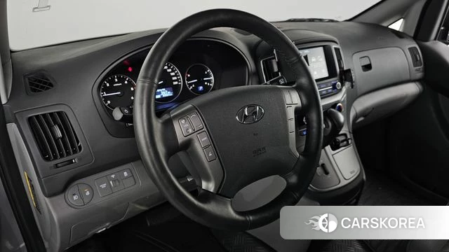 Hyundai The New Grand Starex 2020 Серебристо-серый из Кореи, фото 3