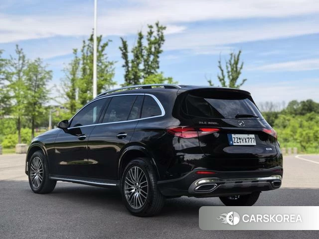 Mercedes-Benz GLC 2023 Черный из Китая, фото 3