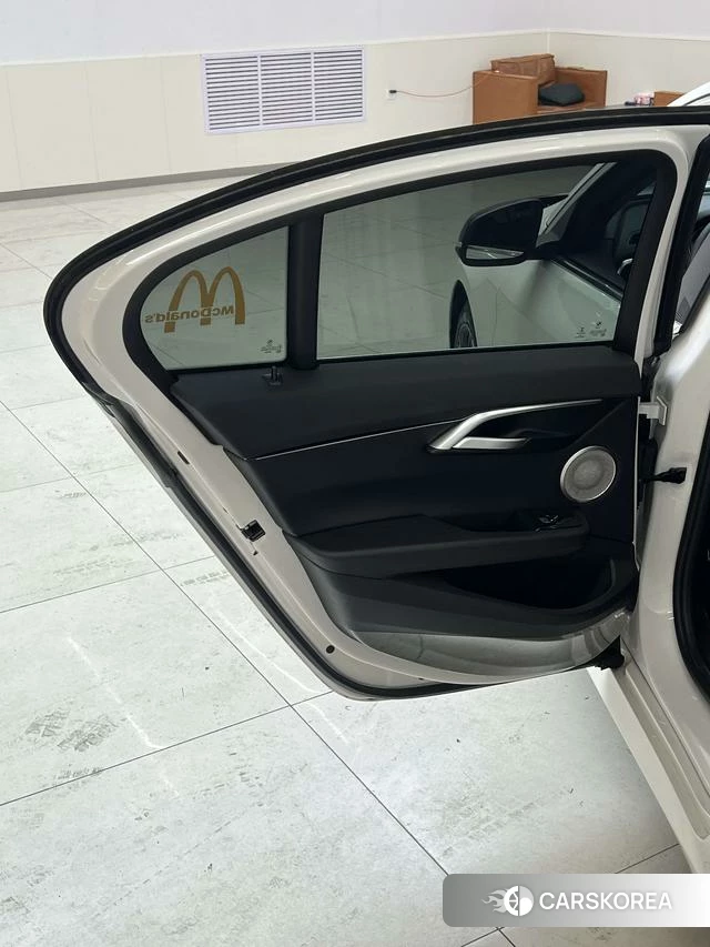 BMW 1 series 2022 Белый из Китая, фото 3
