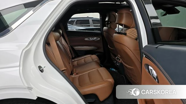 Genesis GV70 2023 Белый из Кореи, фото 3