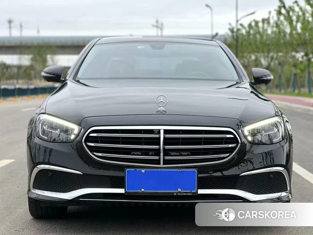Mercedes-Benz E-class id 4209420 из Китая 3