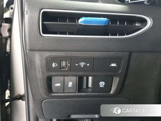 Hyundai Sonata (DN8) 2019 Серебристо-серый из Кореи, фото 3