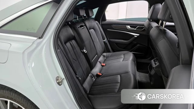 Audi A6 (C8) 2023 Белый из Кореи, фото 3