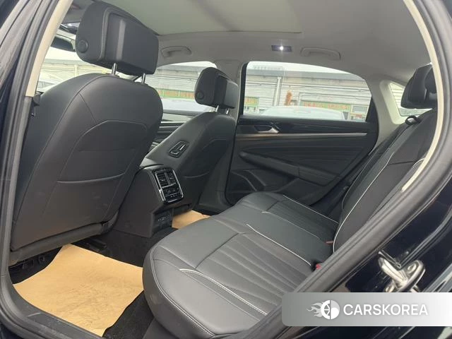 Volkswagen Passat 2024 Черный из Китая, фото 3