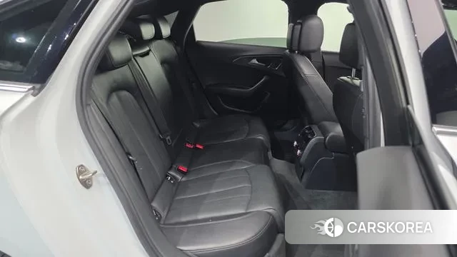 Audi New A6 2018 Белый из Кореи, фото 3