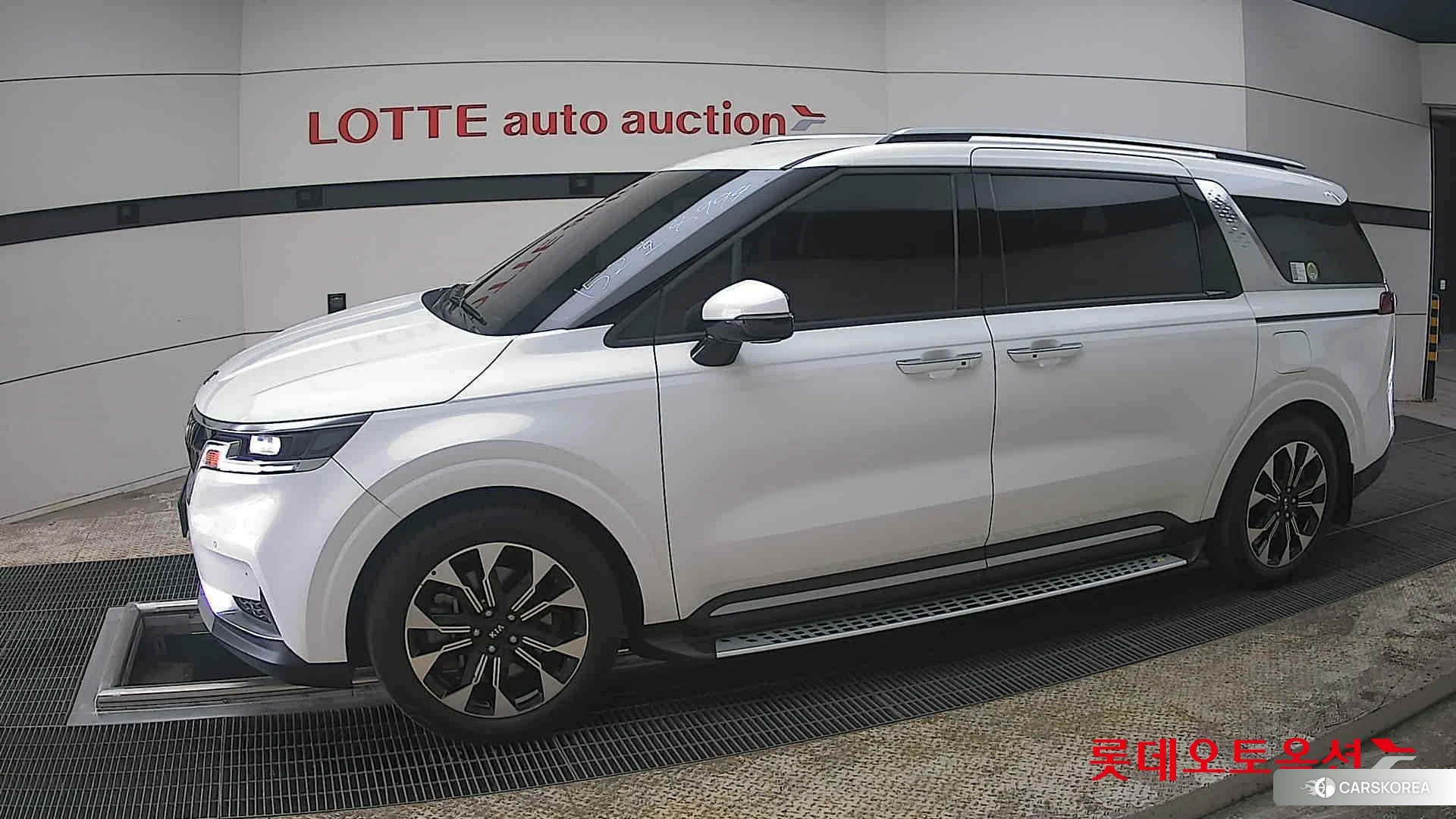 Kia Carnival Limousine 2021 Белый из Кореи, фото 3