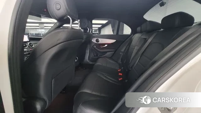 Mercedes-Benz C-Class W205 2021 Белый из Кореи, фото 3