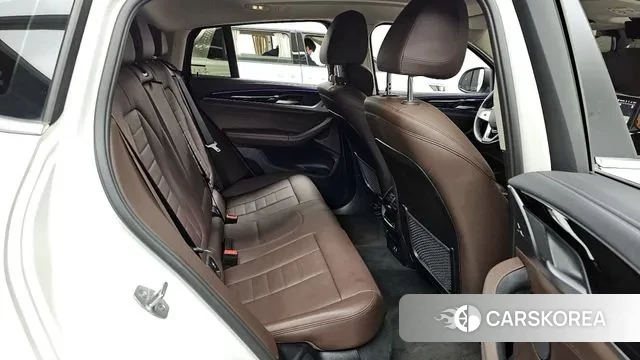 BMW X4 (G02) 2023 Белый из Кореи, фото 3