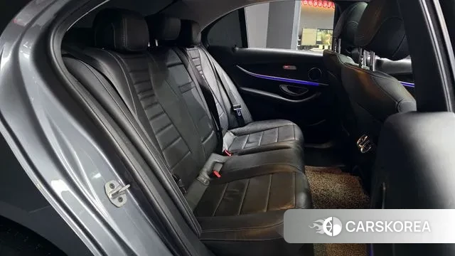 Mercedes-Benz E-Class W213 2019 Серый из Кореи, фото 3