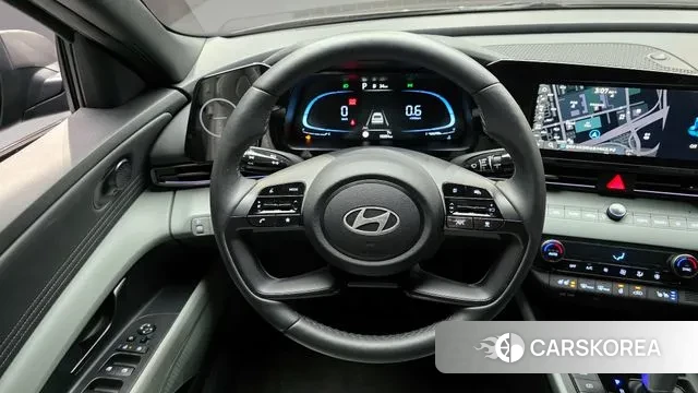 Hyundai The New Avante (CN7) 2023 Серый из Кореи, фото 3