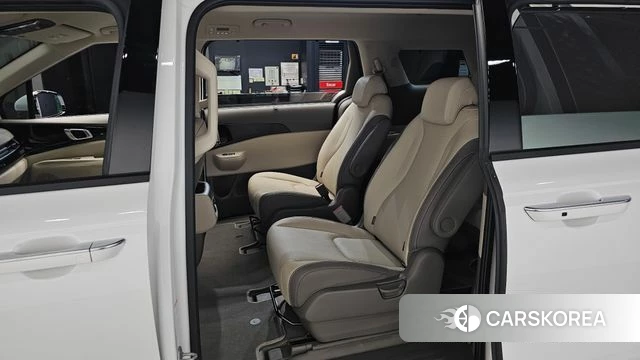Kia The New Carnival 4th Generation 2025 Белый из Кореи, фото 3