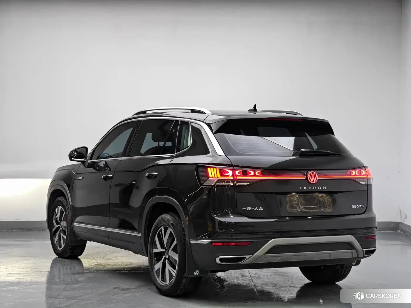 Volkswagen Tayron 2022 Черный из Китая, фото 3