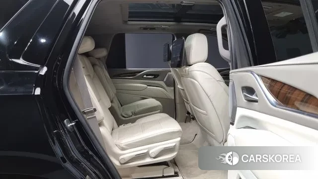 Cadillac Escalade 5th Generation 2022 Черный из Кореи, фото 3