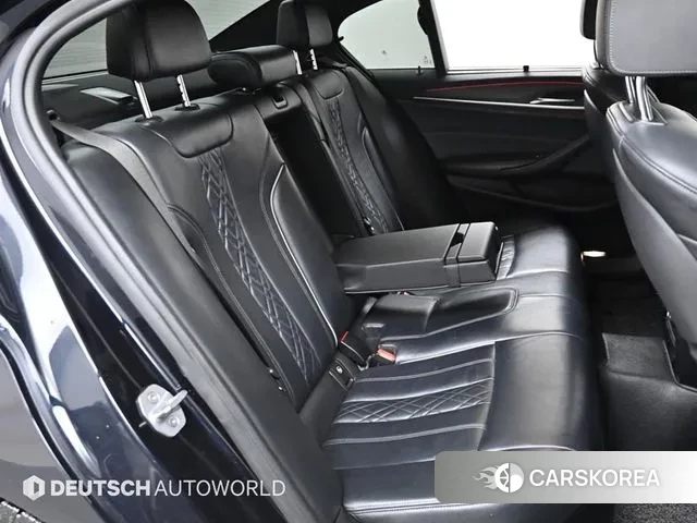 BMW 5 Series (G30) 2018 Черный из Кореи, фото 3