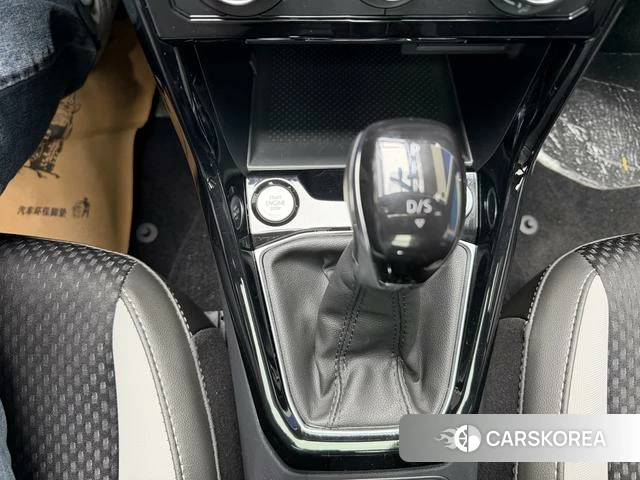 Volkswagen Exploring the shadow 2023 Белый из Китая, фото 3