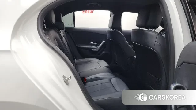 Mercedes-Benz A-Class W177 2022 Белый из Кореи, фото 3