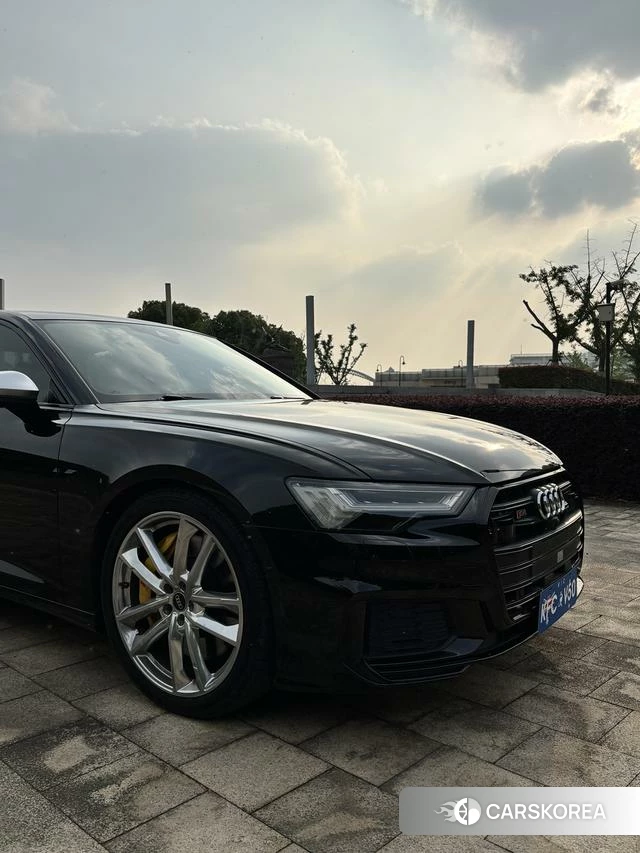 Audi S6 2022 Черный из Китая, фото 3